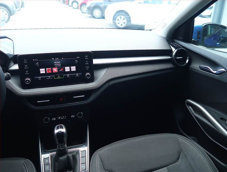 Škoda Fabia (2024) Top Selection 1.5 TSI - fotka 8 z 16
