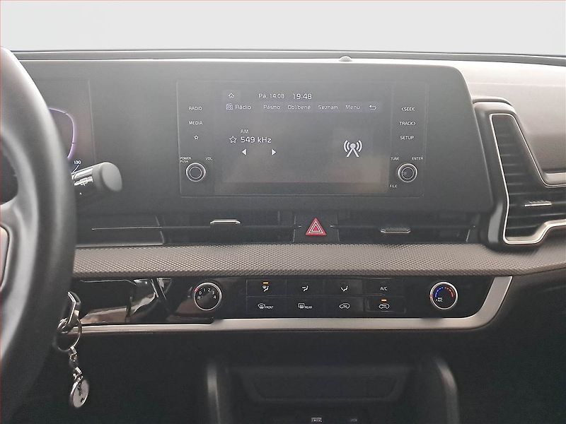 Kia Sportage (2022) 1.6 T-GDI - fotka 12 z 19