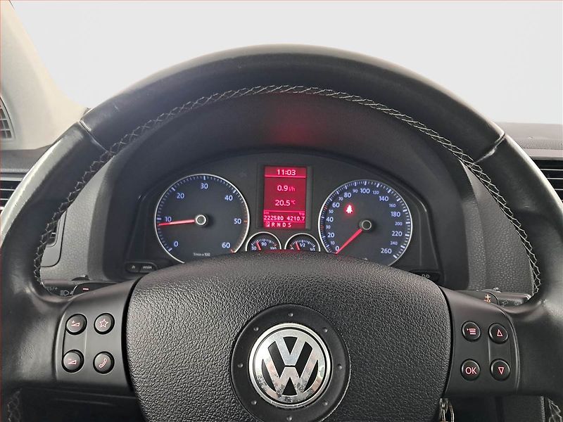 Volkswagen Golf (2008) Comfortline 1.9 TDI, Automat - fotka 18 z 18