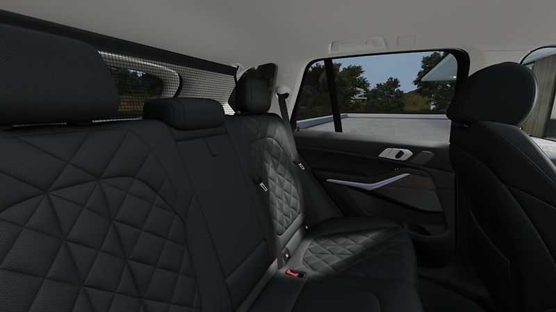 BMW X5 xDrive30d - fotka 12 z 14