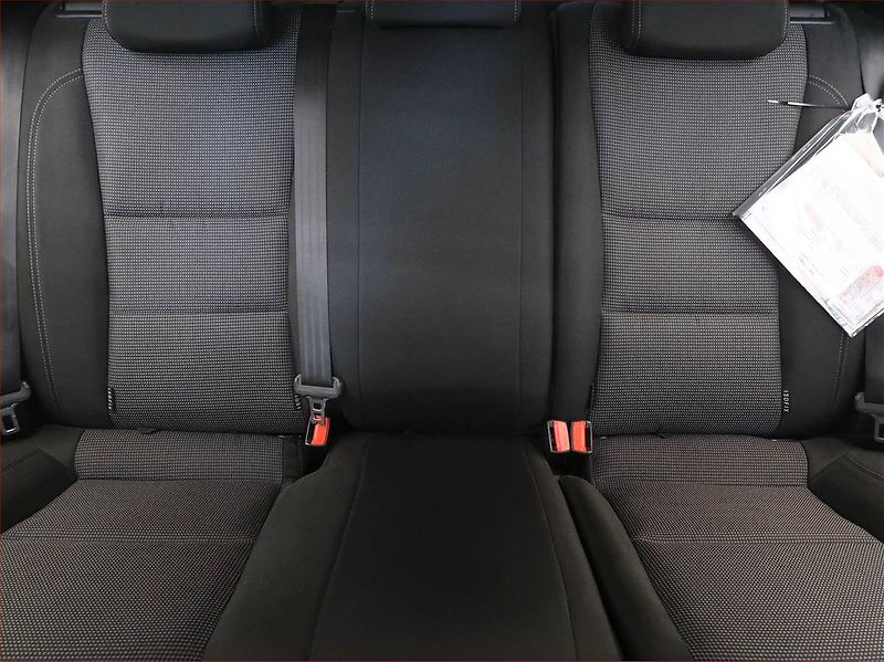 Hyundai i30 (2013) 1.4 CVVT, Park. senzory - fotka 10 z 14