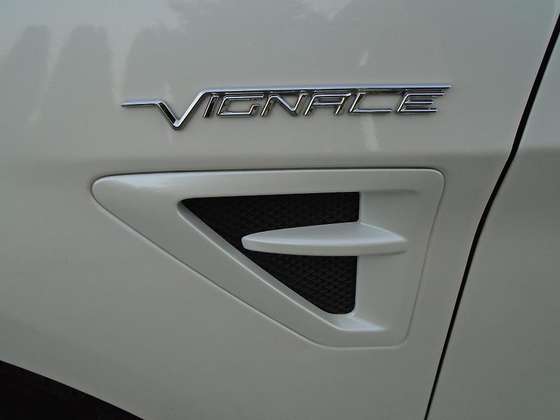 Ford S-MAX 2,0EcoBlue 140kW Vignale 8AT 7 - fotka 12 z 46
