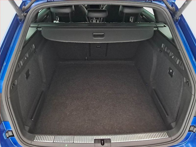 Škoda Superb (2023) Sportline 2.0 TDI - fotka 13 z 20