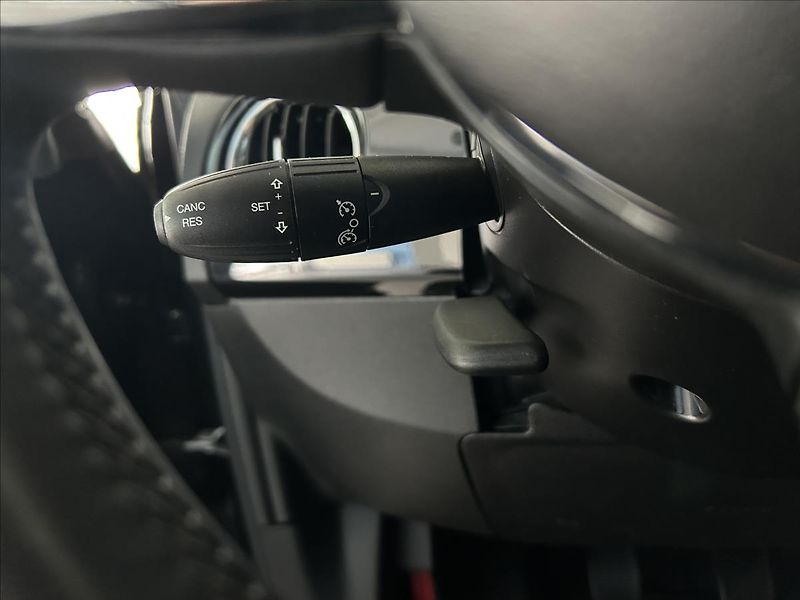 Fiat 500 1,2   LOUNGE,KLIMA,SERVISKA - fotka 13 z 23