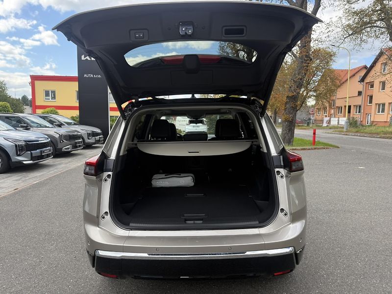 Nissan X-Trail (2026) X-TRAIL E-POWER 213HP e-4ORCE  - fotka 8 z 20