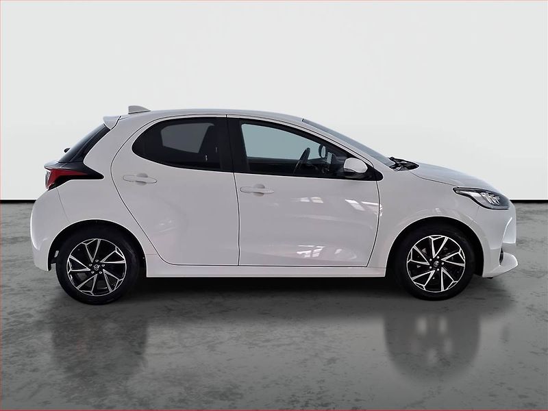 Toyota Yaris (2023) 1.5 VVT-i, ČR,1.maj - fotka 6 z 18