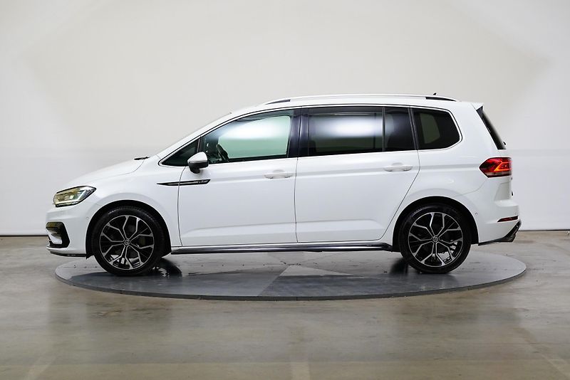 Volkswagen Touran - fotka 3 z 25