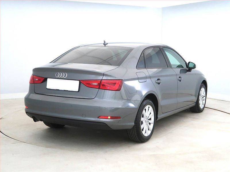 Audi A3 (2015) 1.6 TDI, Serv.kniha, Navi - fotka 5 z 19