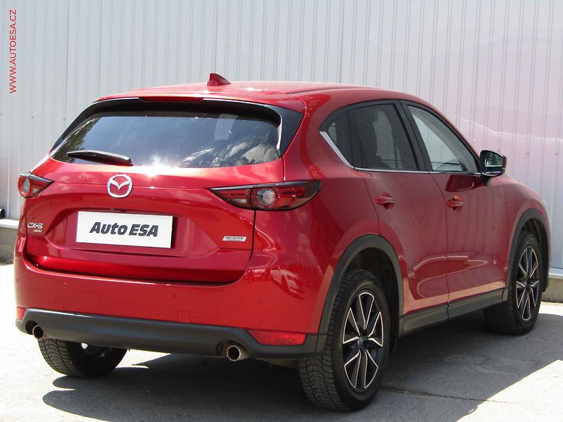 Mazda CX-5 (2017) 2.2D 4x4, ČR, AT, navi - fotka 4 z 22