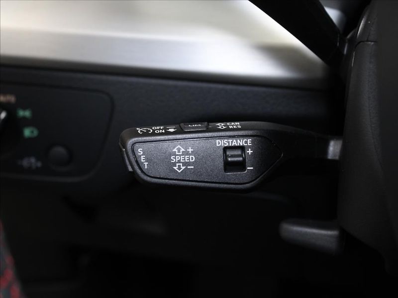 Audi Q5 2,0 e55TFSi Q. S-Line B&O ČR - fotka 27 z 40