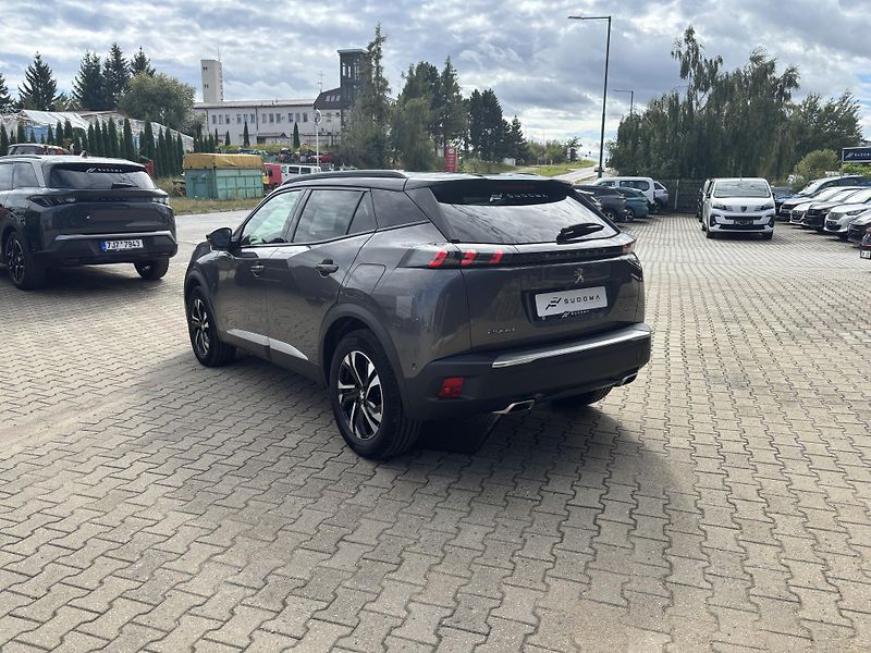 Peugeot 2008 (2021) GT PureTech 130k MAN6 - fotka 6 z 20