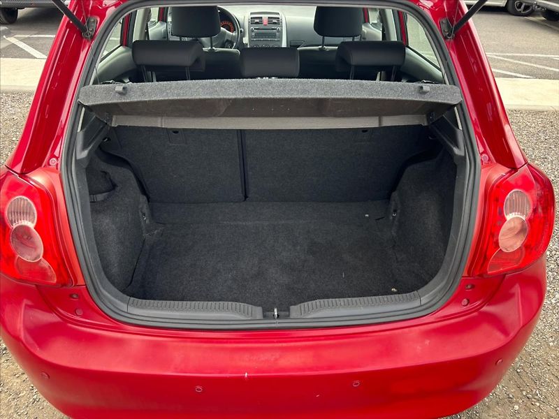 Toyota Auris 1,3 VVT-i  CZ alu kola - fotka 8 z 17