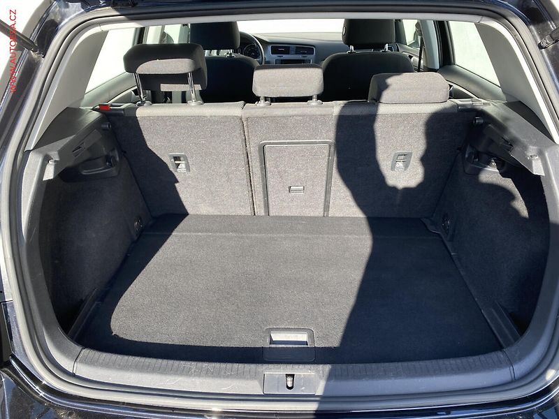Volkswagen Golf (2014) 2.0 TDi 4x4, Comfortline - fotka 7 z 16