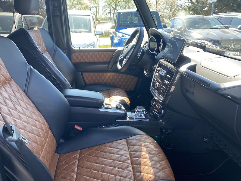 Mercedes-Benz Třídy G G 63 AMG - fotka 19 z 27