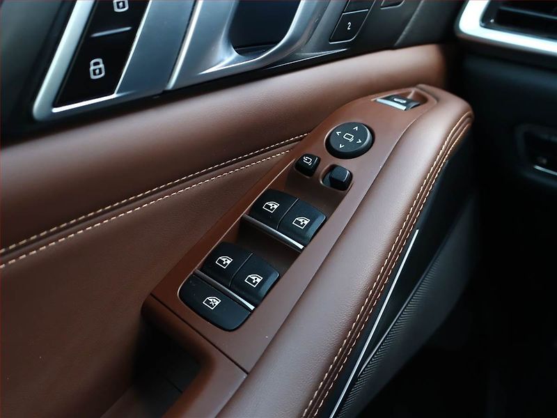 BMW X5 (2022) xDrive30d - fotka 19 z 25
