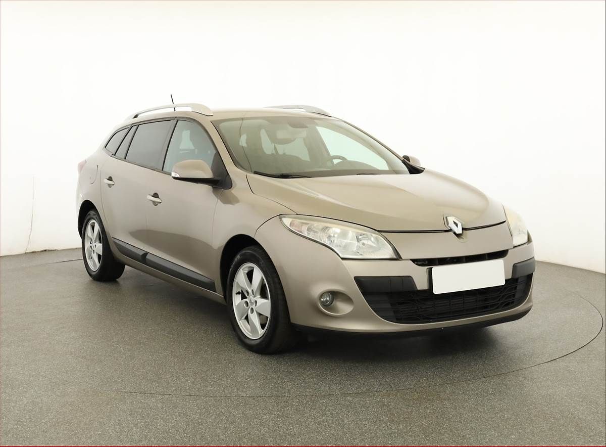 Renault Mégane 1.5 dCi, nová STK, Tažné
