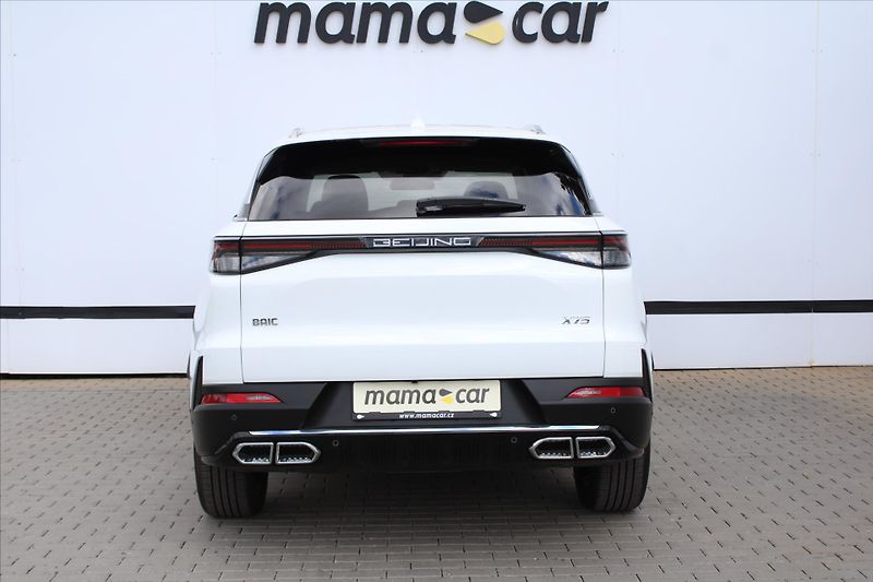 BAIC X7 1.5T 130kW A/T LED PANORAMA - fotka 6 z 32