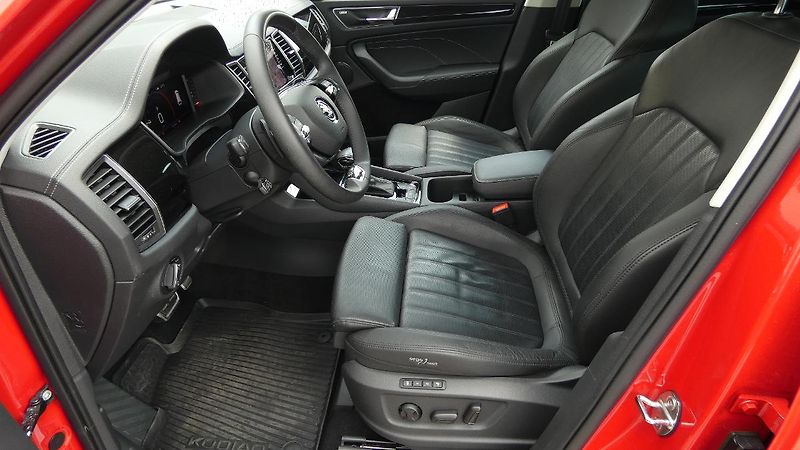 Škoda Kodiaq 2.0 TDI L&K 4x4 DSG - fotka 19 z 26