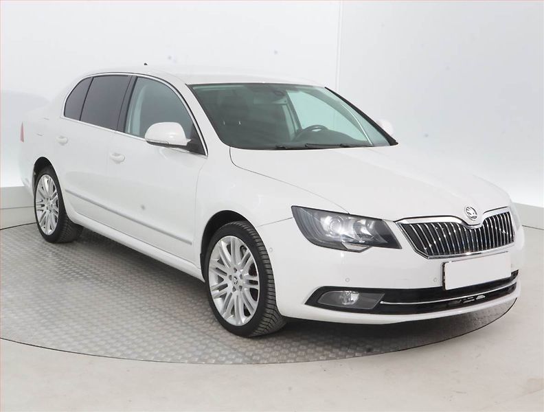 Škoda Superb (2014) 3.6 FSI V6, 4X4, Automat - fotografie inzerátu
