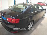 Volkswagen Jetta (2011) 1.2 TSi - náhled 1