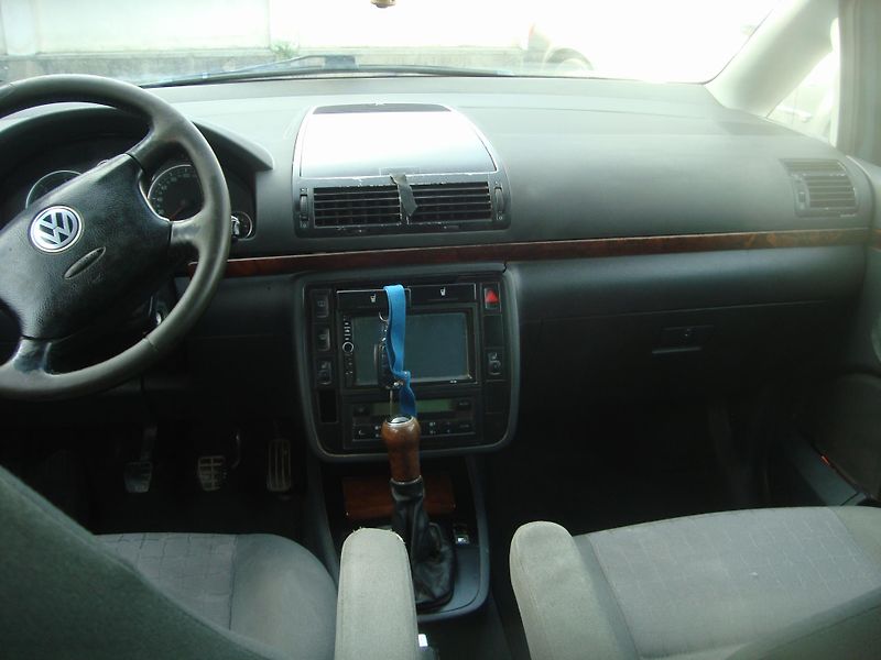 Volkswagen Sharan (2001) 1,9TDI - fotka 10 z 18