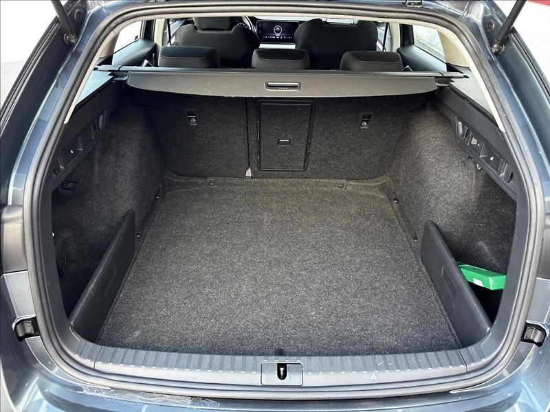 Škoda Octavia 2,0 TDI 110kW DSG Style Combi - fotka 12 z 39