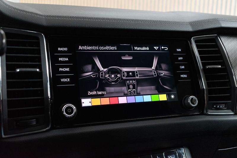 Škoda Kodiaq 2.0 TDI STYLE+*TAŽNÉ*DPH*ČR 1M - fotka 37 z 48