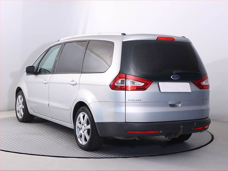 Ford Galaxy (2011) 1.6 TDCi, 7 míst, Navi - fotka 4 z 18