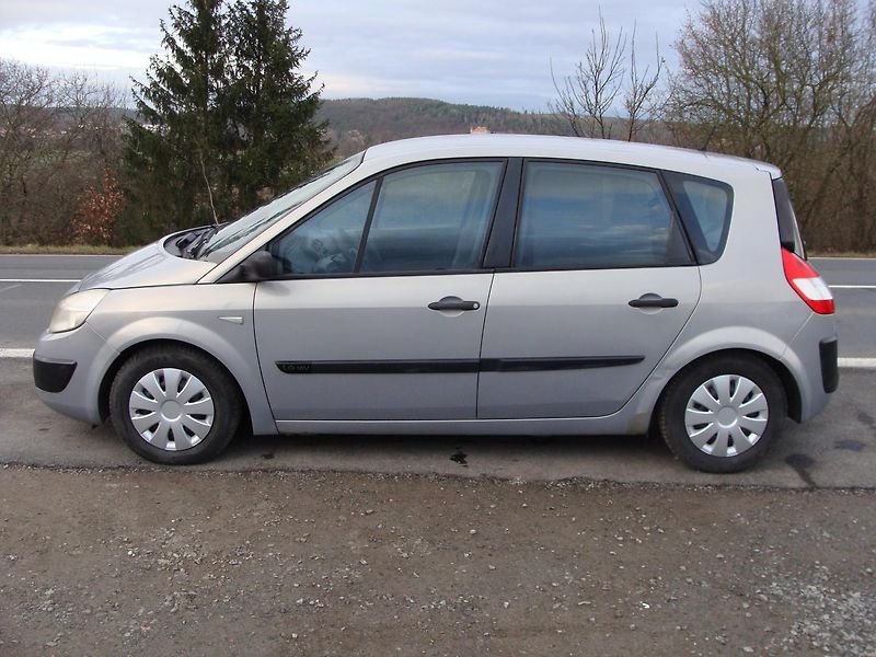 Renault Scénic 1.6i, klima, nová STK !! - fotka 2 z 33