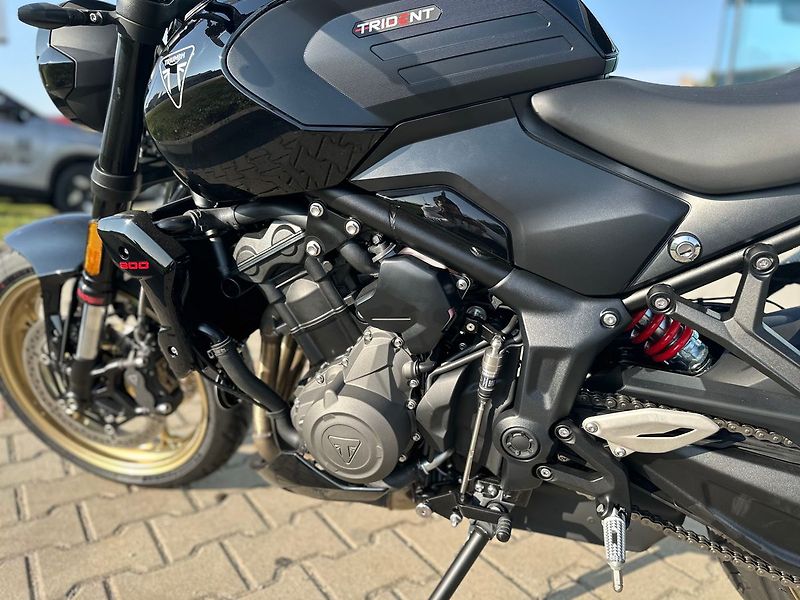 Triumph (2026) Trident 800 - fotka 7 z 9