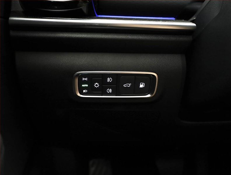 Jaecoo 7 (2026) 1.5 TGDI PHEV, 360° kamera - fotka 17 z 22