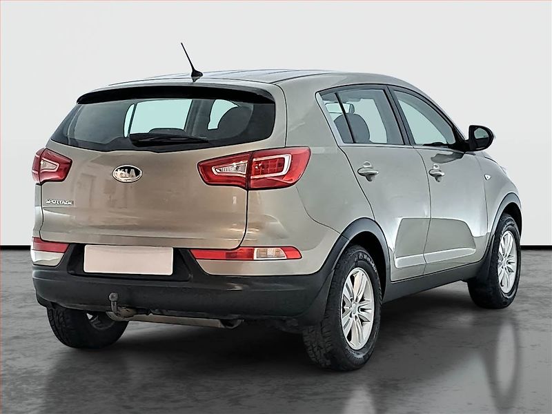 Kia Sportage (2012) 1.6 GDI, Park. senzory - fotka 5 z 17