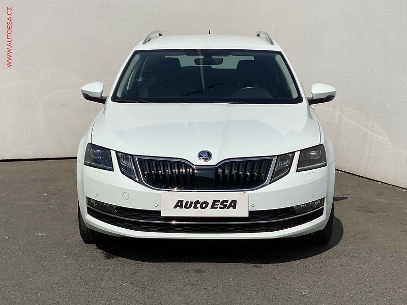 Škoda Octavia (2018) 1.6 TDi, Style, LED, navi - fotka 2 z 18