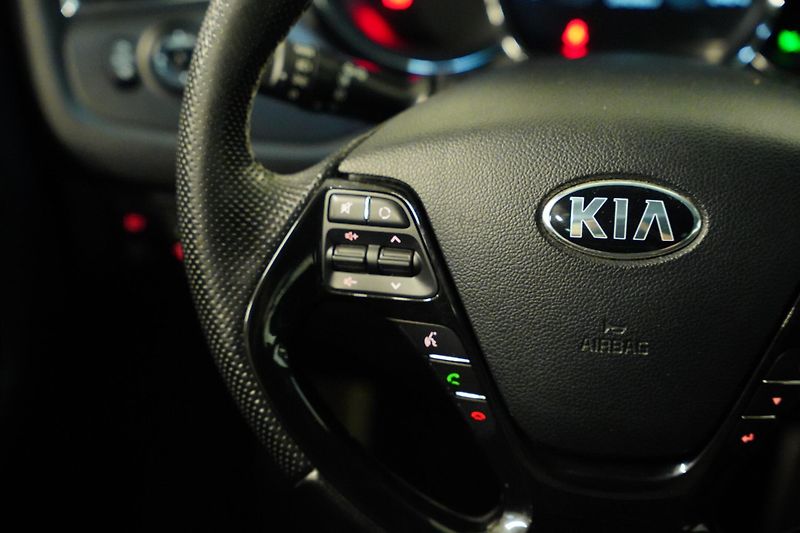 Kia Ceed - fotka 16 z 26