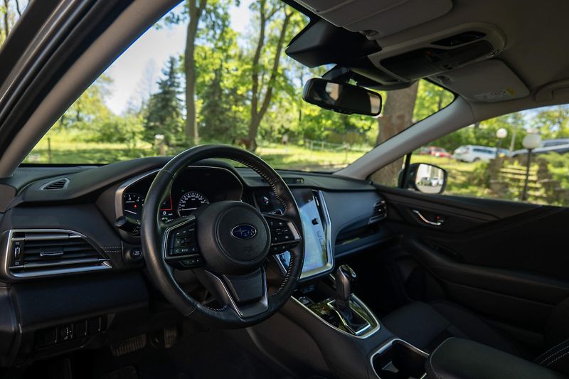 Subaru Outback 2.5i 4WD Active SKLADEM - fotka 10 z 31