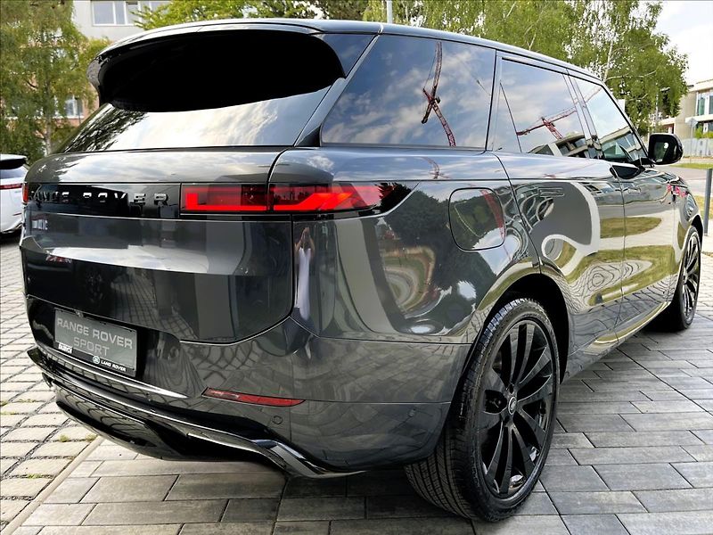 Land Rover Range Rover Sport (2026) 3,0 D300 DYNAMIC SE - fotka 9 z 36