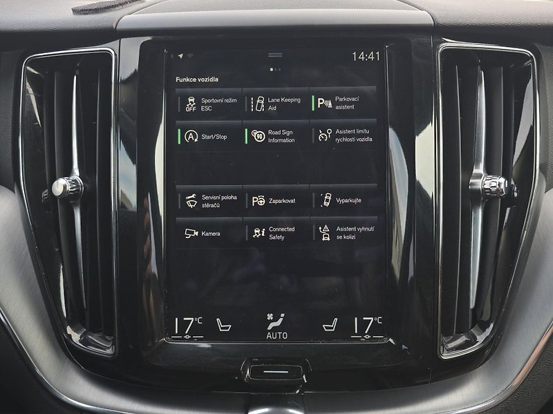 Volvo XC60 (2018) 2.0 D4 Drive-E A/T 140kW 4x4, - fotka 21 z 27
