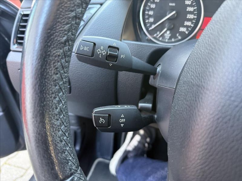 BMW X1 2,0 20d xDrive NAVI XENON - fotka 31 z 37