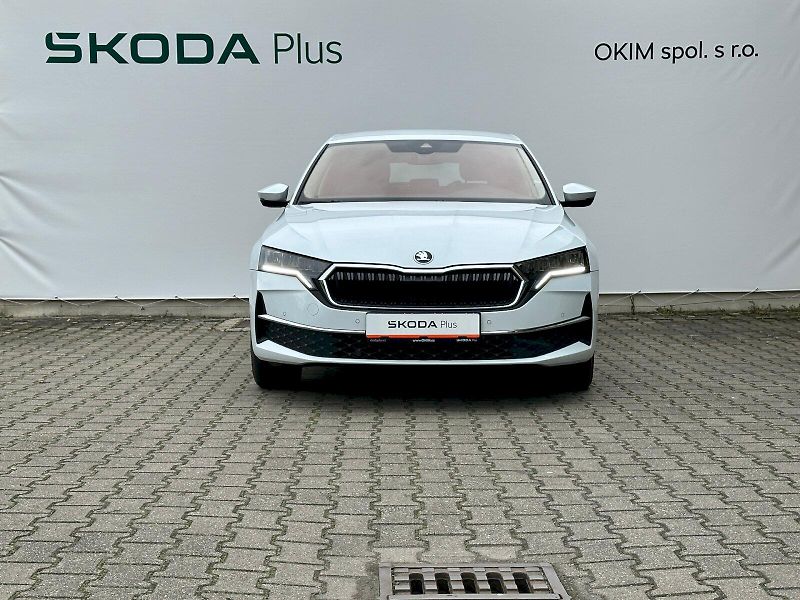 Škoda Octavia (2024) 1.5 TSI 110kW MHEV Top Selecti - fotka 4 z 26