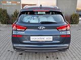 Hyundai i30 1.6CRDi Comfort,ČR,1.Majitel - náhled 9