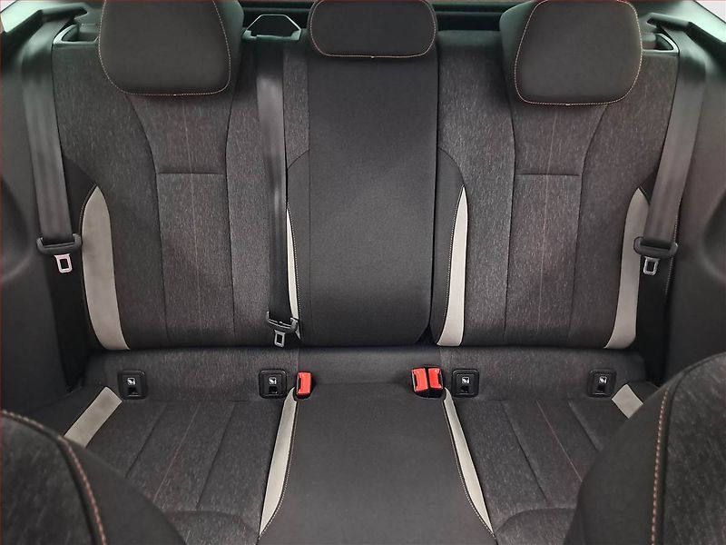 Škoda Scala (2019) Style 1.0 TSI, Automat, ČR - fotka 10 z 18