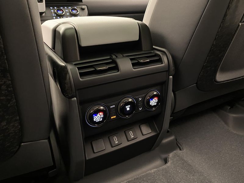 Land Rover Defender (2026) P635 OCTA AWD AUT - fotka 59 z 72