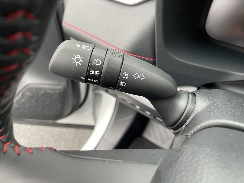 Toyota RAV4 2.5 Plug-in Hybrid Selection - fotka 23 z 28