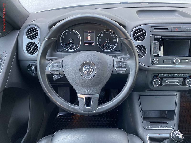 Volkswagen Tiguan (2012) 2.0 TSi 4x4, Sport, bixen - fotka 11 z 17