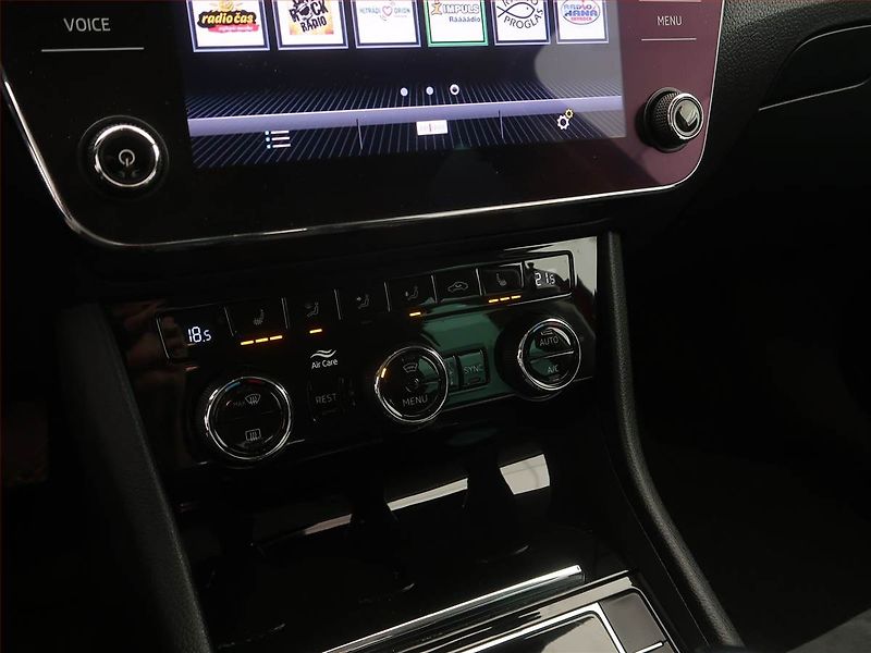 Škoda Superb (2019) Style 2.0 TDI, Automat - fotka 16 z 19