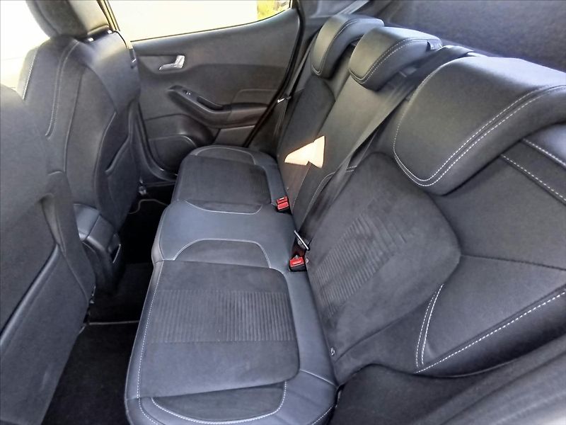 Ford Fiesta 1,5 ST 147kW Kamera Navi Recar - fotka 20 z 34