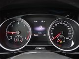Volkswagen Touran (2018) Highline 2.0 TDI - náhled 11
