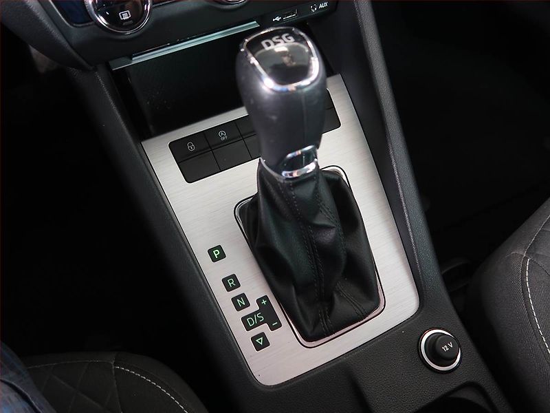 Škoda Octavia (2017) 1.6 TDI, Automat, Navi - fotka 13 z 18