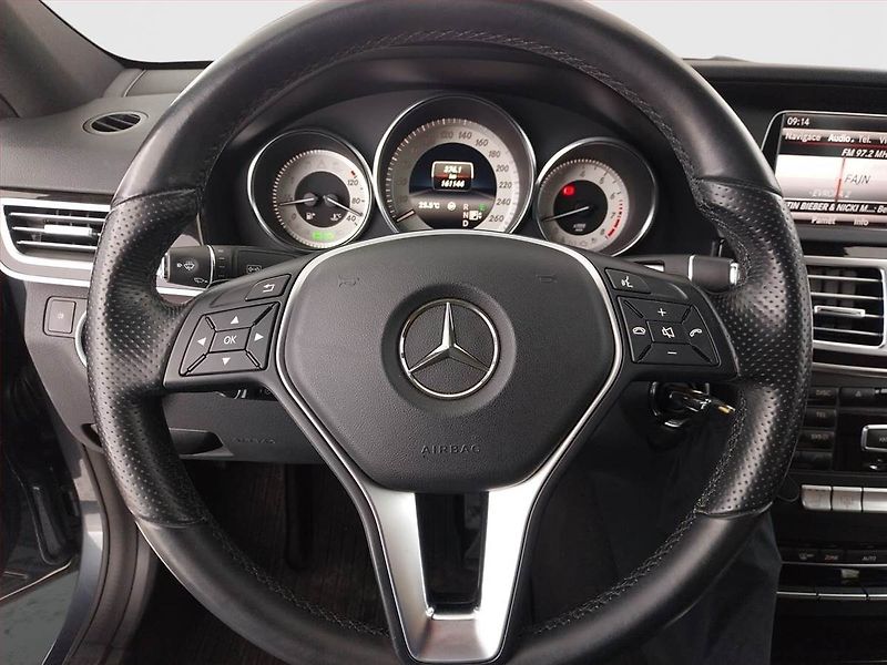 Mercedes-Benz Třídy E (2014) E 250, Automat, Kůže, Navi - fotka 16 z 20