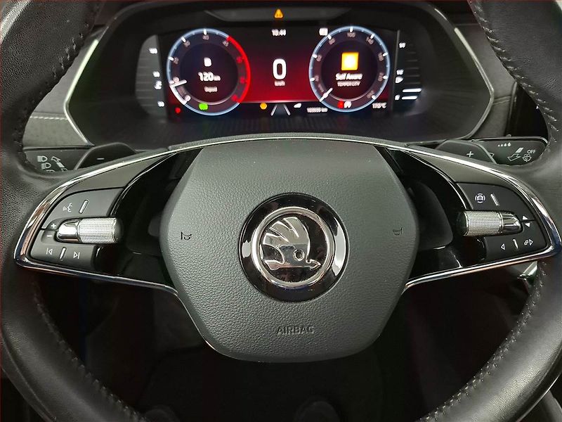 Škoda Octavia (2021) 2.0 TDI, Automat, ČR,1.maj - fotka 19 z 21